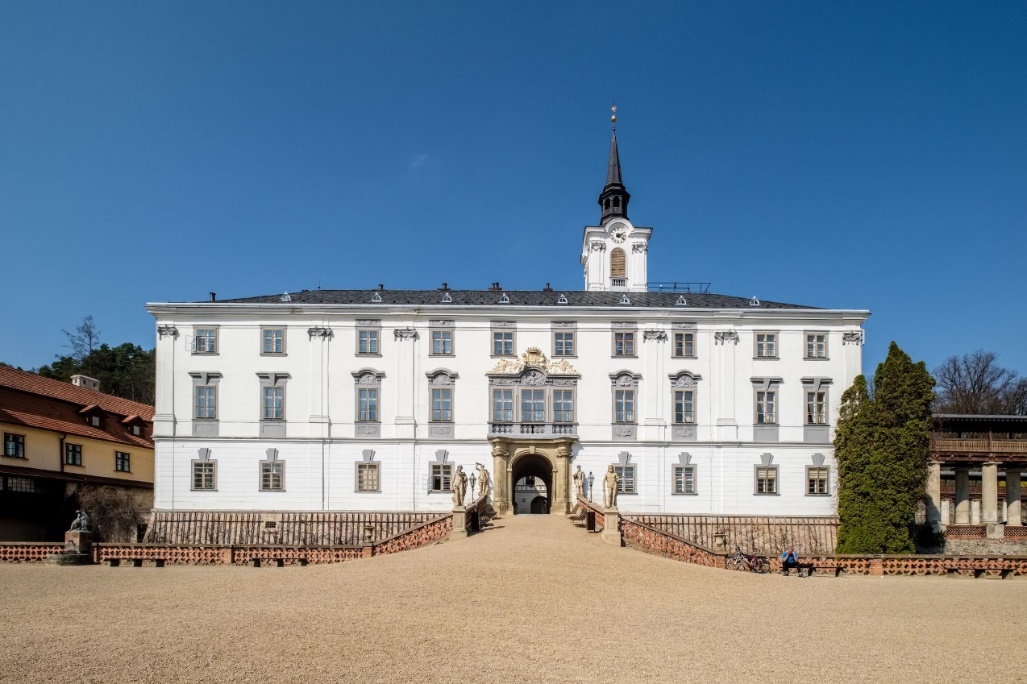 chateau_lysics_image